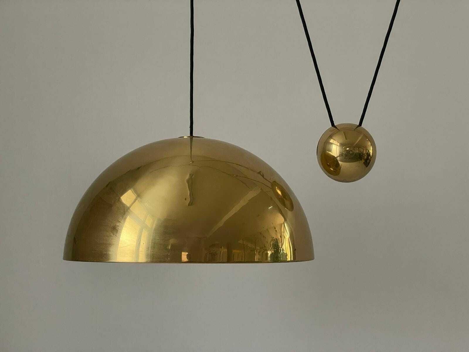 Wonderful Brass Counterweight Xl Pendant Lamp By Florian Schulz, 1970s, Germany photo 3233.0
