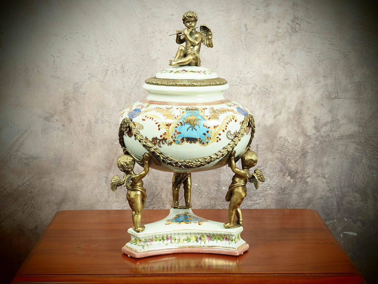 Empire Style Porcelain And Bronze Box – Perfect Gift For Collectors And Lovers Of Timeless Elegance photo vintage