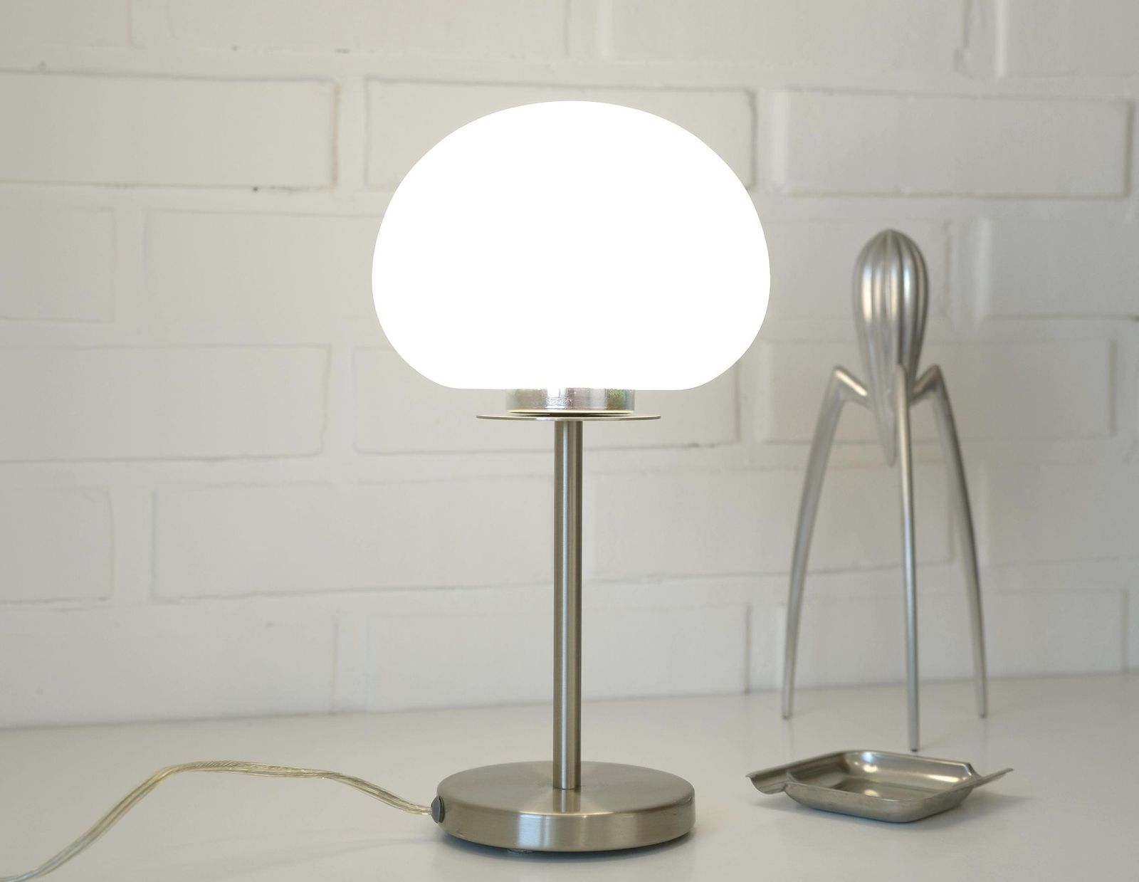 Vintage Table Lamp / Mushroom Lamp / Redesign / Mid Century Modern Style / Elegant Desk Light / Nightstand Light Fixture / Retro Lighting