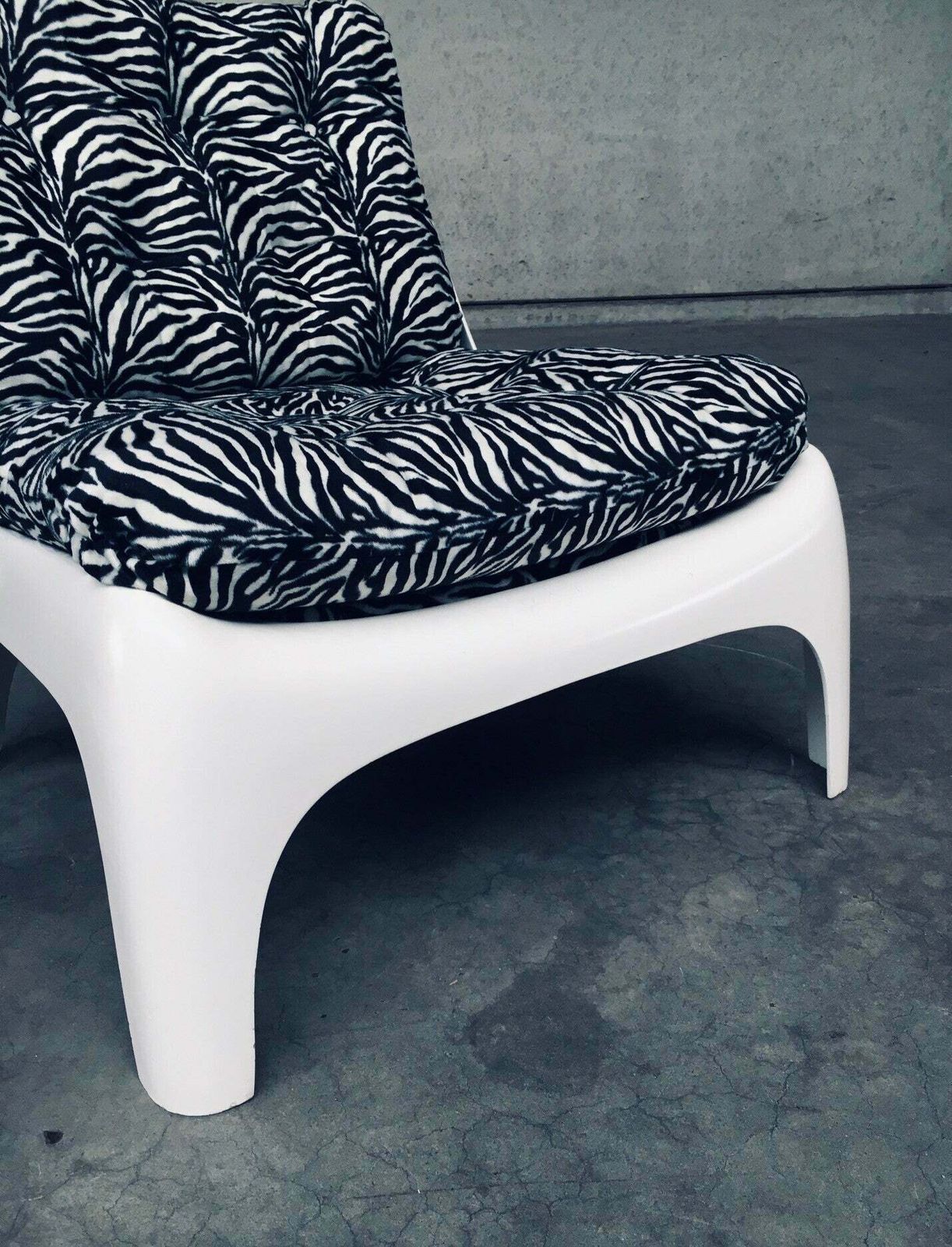 photo buy Pop Culture Design Lounge Chair Van Carl Straub, Jaren 1960, Duitsland