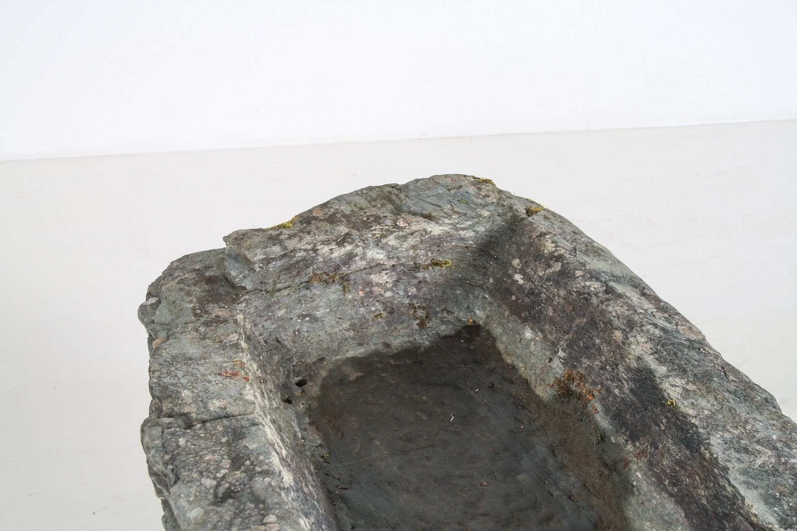 17th Century Large Stone Trough Garden Feature Weathered Moss Bonsai Carved Stone photo 5595.0