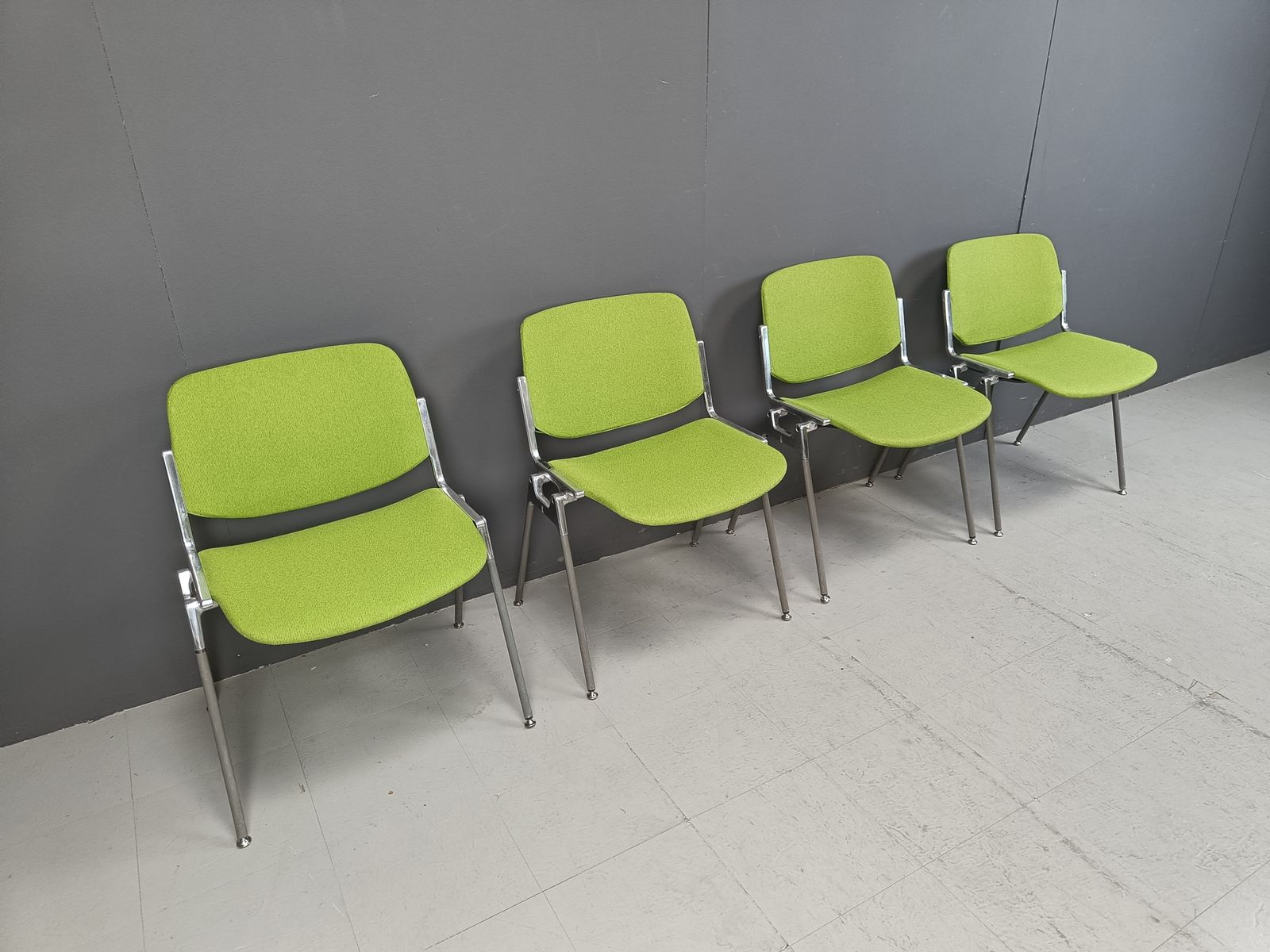 photo furniture Vintage Dsc 106 Side Chairs By Giancarlo Piretti For Castelli, Set Of 4