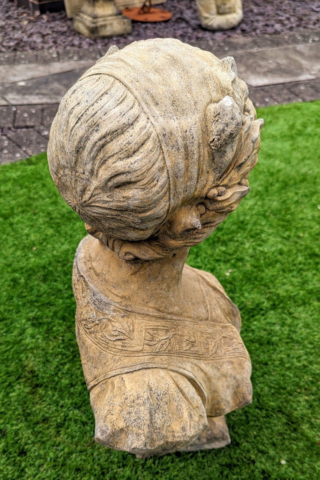 Vintage Marie Anne Garden Bust Ornemant English Stone Delivery Available 0050. photo vinterior