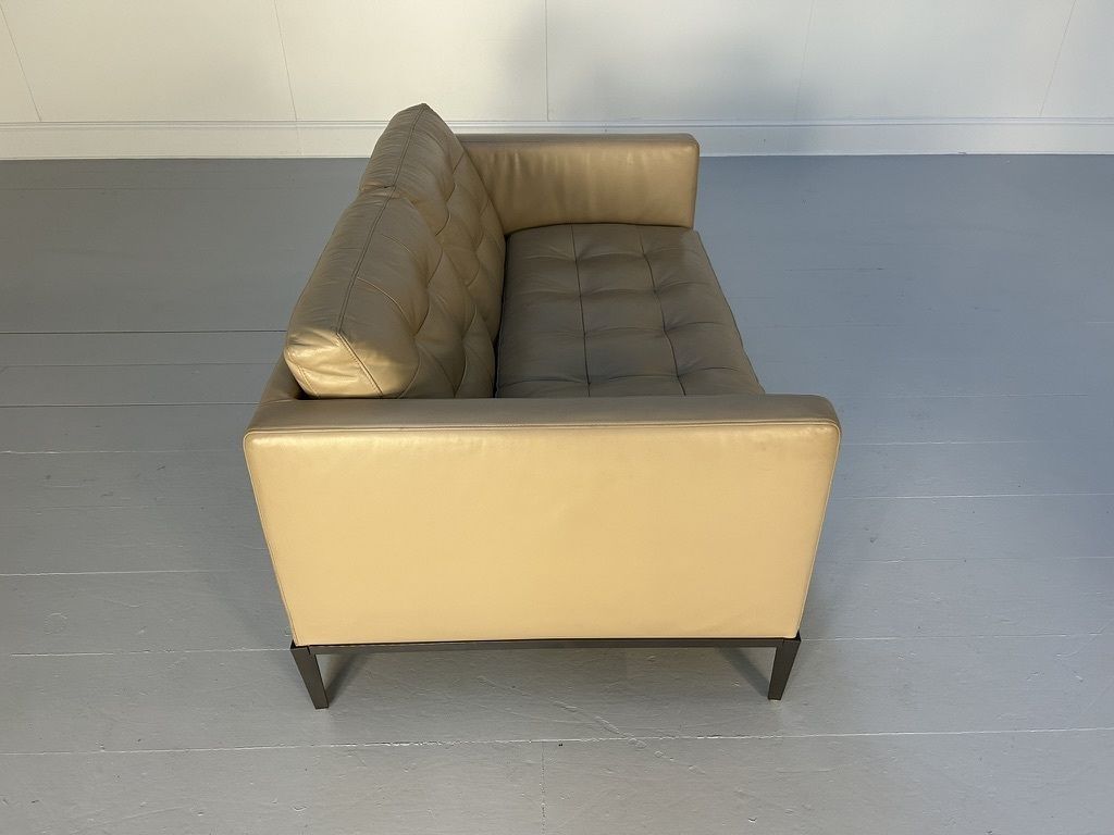 B&B Italia “Ac Lounge Alg152” Compact Sofa – In Taupe “Gamma” Leather photo vinterior