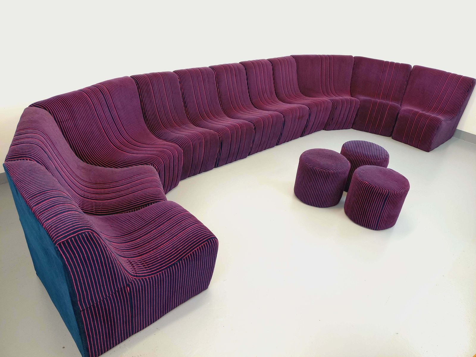 Canapé modulable Snake en velours années 1970 photo furniture
