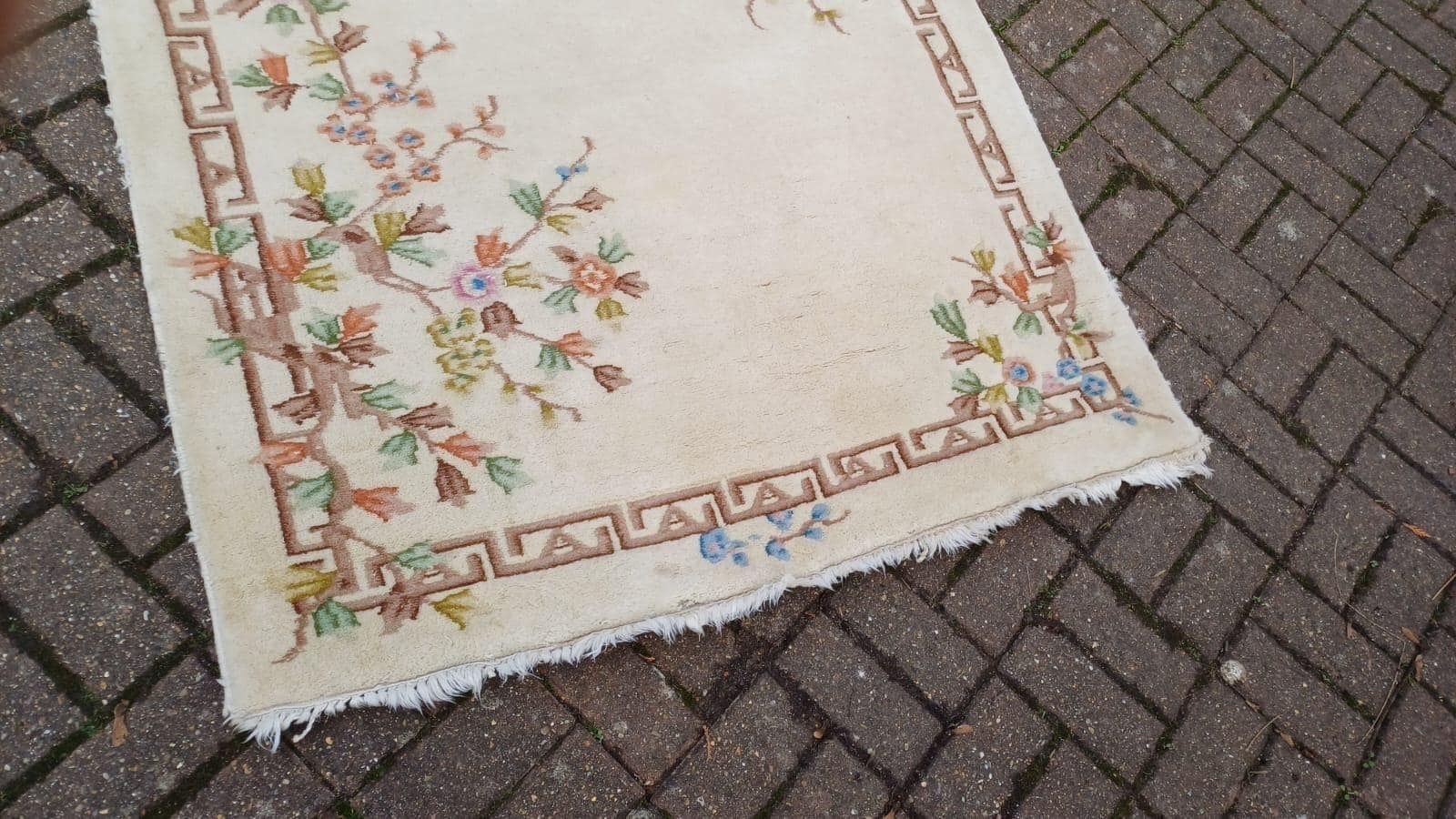 Cream Thick Wool Vintage Rug With Floral Detail   1970s/80s, Vgc 194cm X 122cm photo for sale
