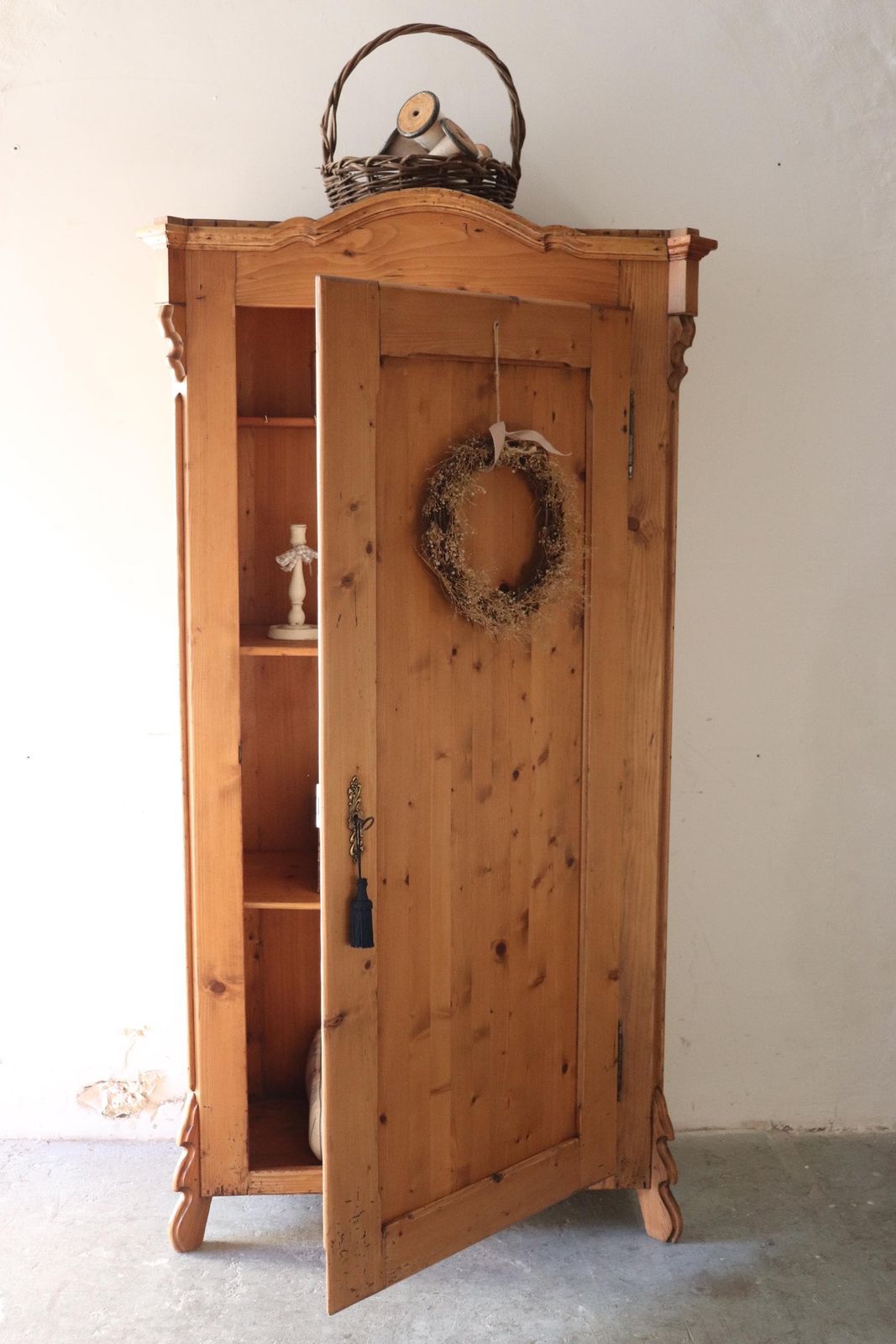 Gorgeous Rustic Pine Farmhouse Larder Or Linen Cupboard With Shelves And Original Key photo buy