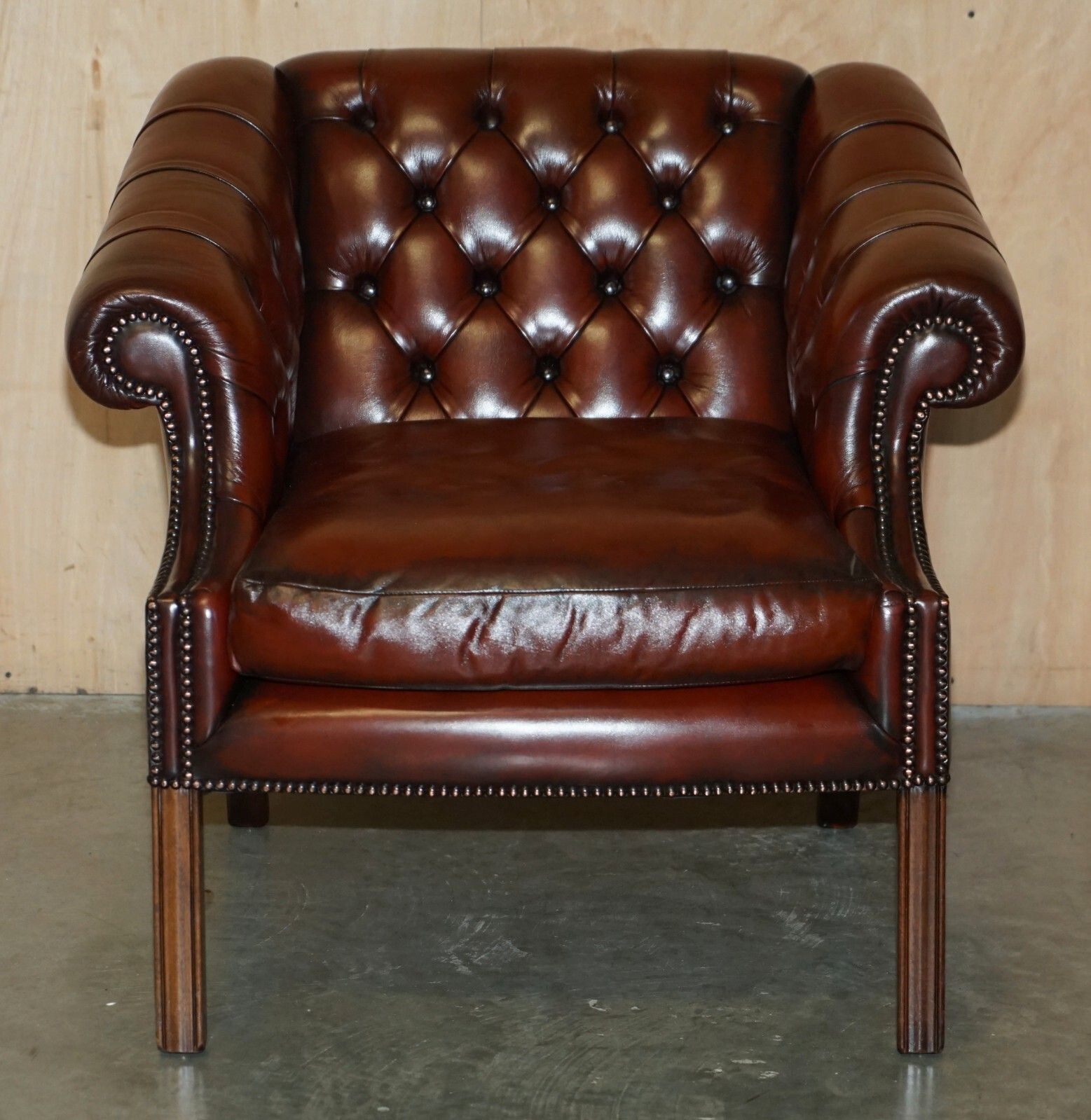 photo vintage Fine Pair Of Restored Chesterfield Lutyens Viceroy Brown Leather Club Armchairs
