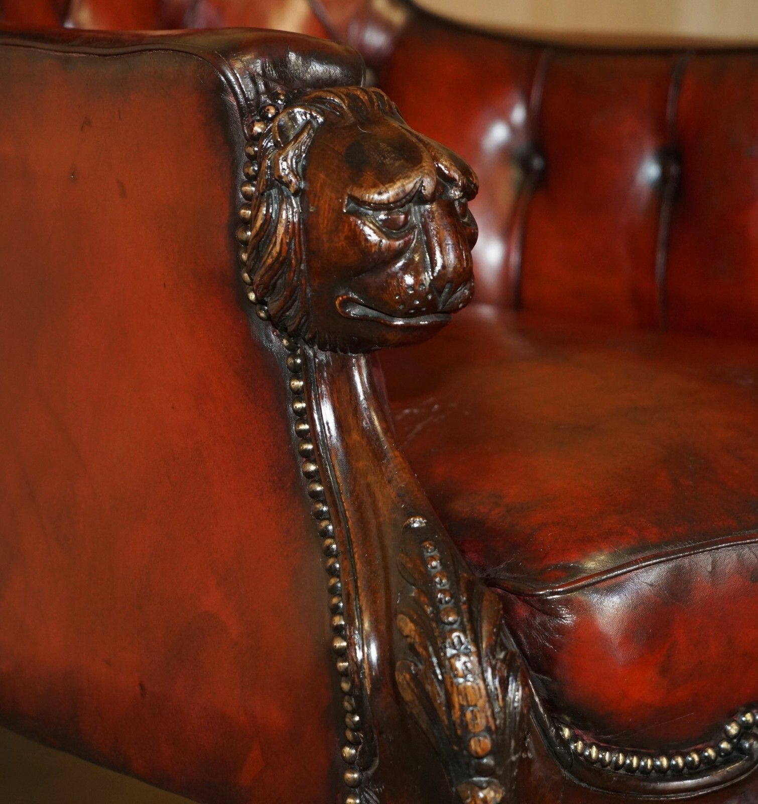 Exquisite Antique Cir 1840 Hand Carved Lions Head Chesterfield Library Armchair photo vinterior