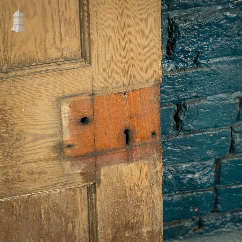 Panelled Pine Door, 5 Moulded Panels photo vinterior