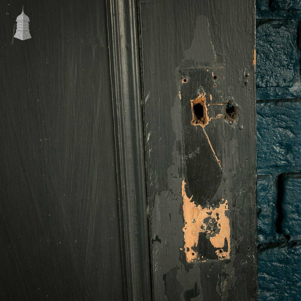 Pine Panelled Door, Moulded 4 Panel photo vinterior