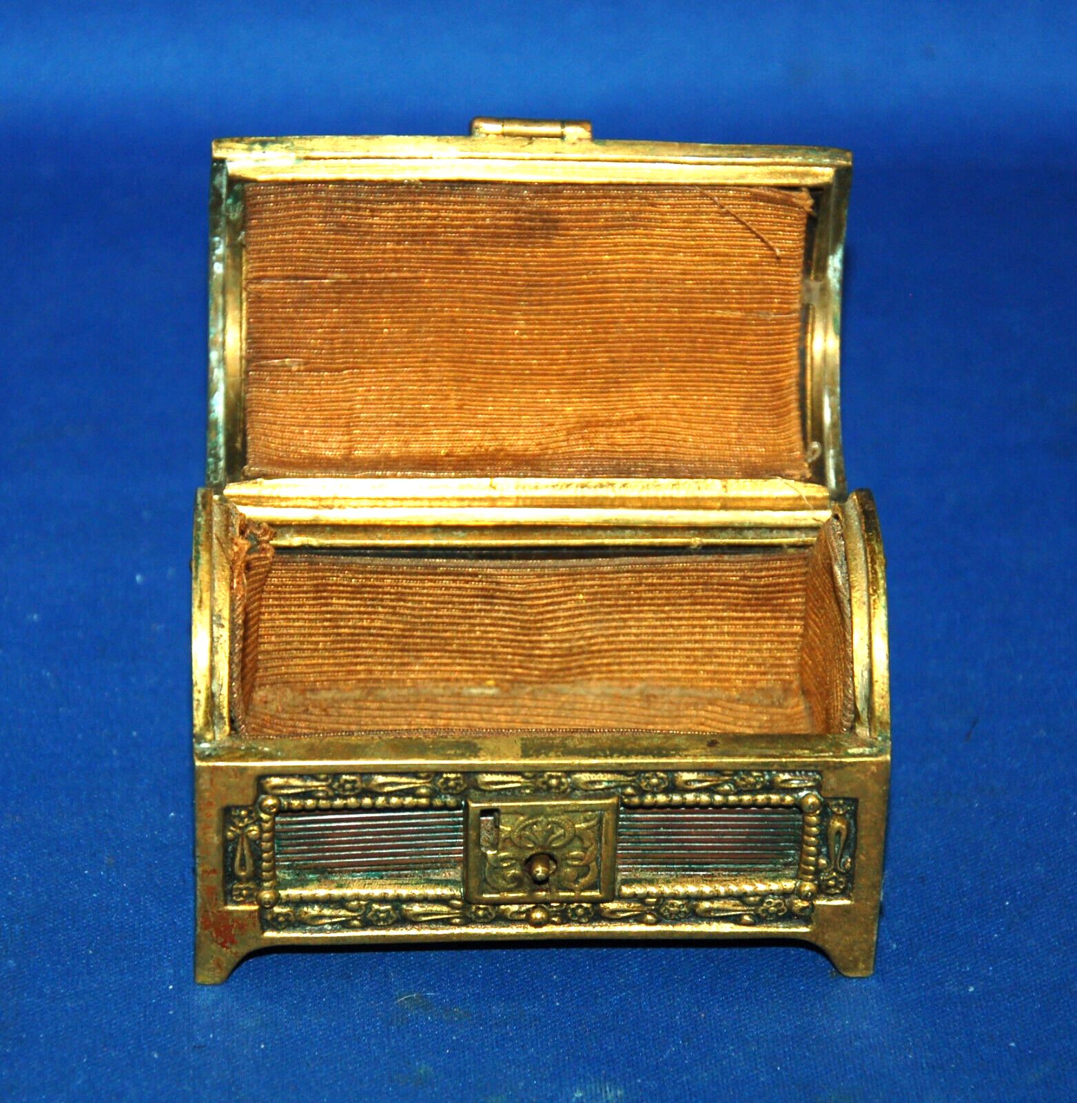 An Antique Art Nouveau Brass Or Bronze Casket, 19th Century, Lined, Copper Detai photo 54.0