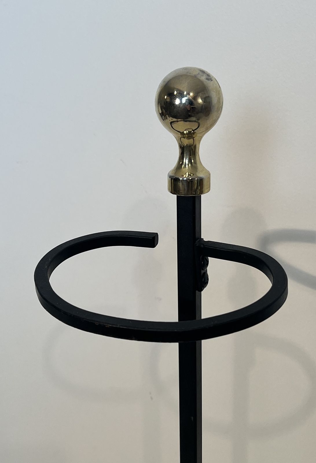 photo vintage Black Lacquered Metal And Brass Design Fire Kit