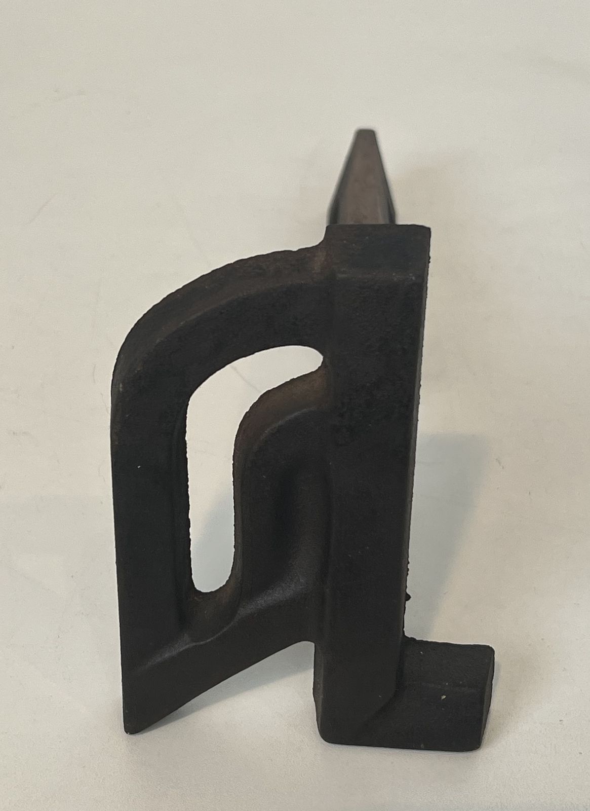 photo vinterior Pair Of Small Modernist Cast Iron And Wrought Iron Andirons
