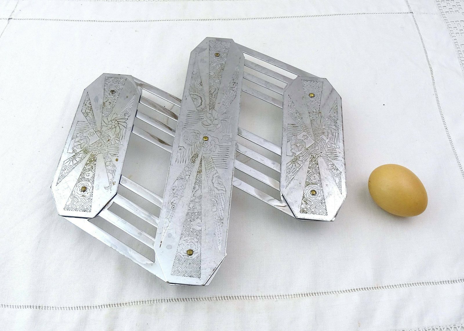 Vintage French Art Deco Chrome Plated Concertina Table Heat Mat, Retro Folding Metal Trivet France, Old Style Space Saver Kitchen Accessory photo 80.0