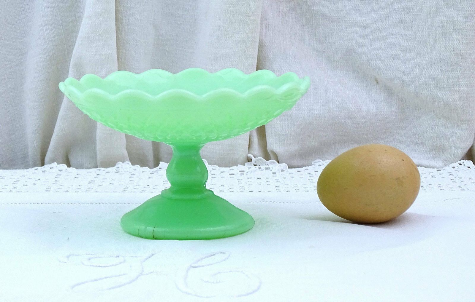 Small Antique French Jadeite Opaline Glass Footed Pedestal Ring Dish, Vintage Molded Pressed Green Milk Glass Comport Bowl From France photo furniture
