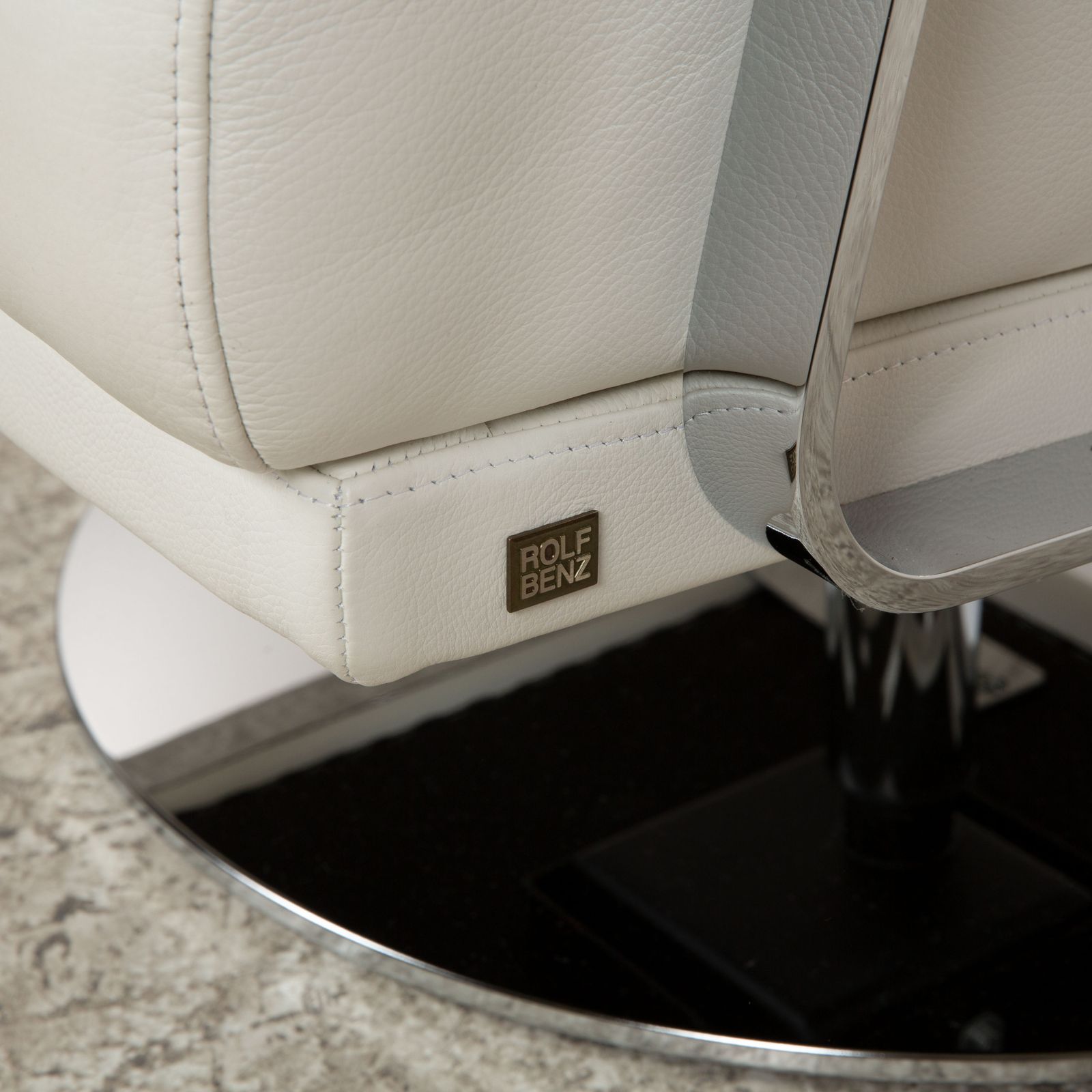 Fauteuil Rolf Benz 345 en cuir blanc photo buy
