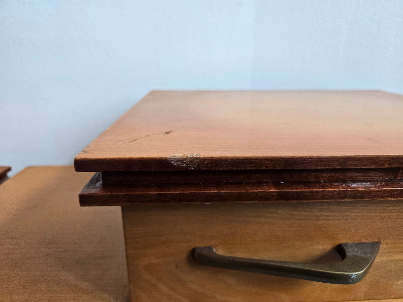 photo furniture Pair Of Vintage 1960s Asymmetrical Bedside Tables And Heter Varnish & Brass 60s