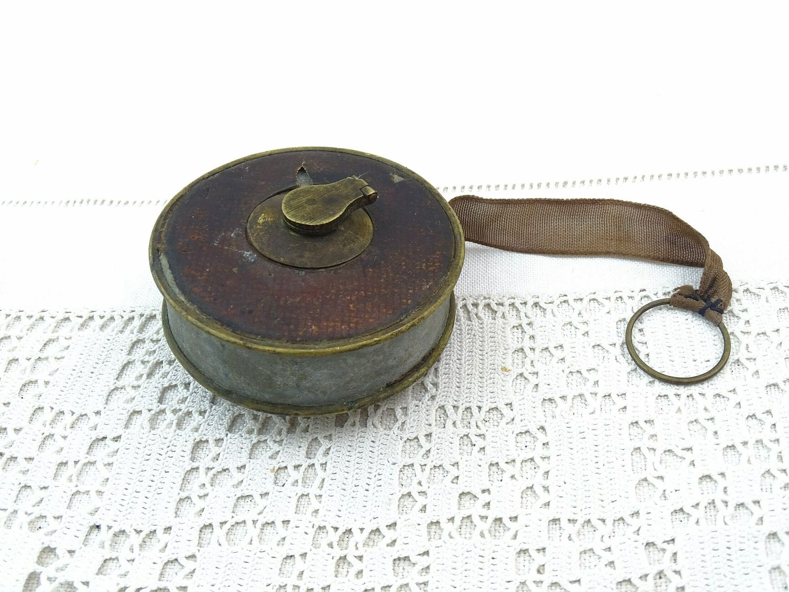 Antique French Working Leather Covered Brass 19th Century 10 Meter Retractable Fabric Tape Measure, Retro 1800s Measuring Tool From France photo furniture