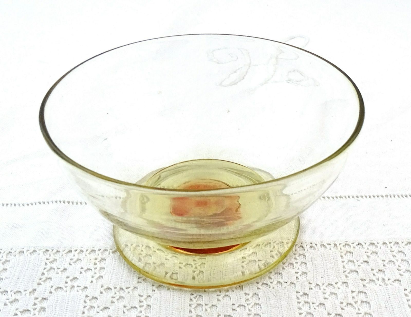 Vintage French Hand Blown Crystal Glass Footed Bowl With Collectible 2 Franc 1922 Commerce Et Industrie Coin Encased In The Base photo 53.0
