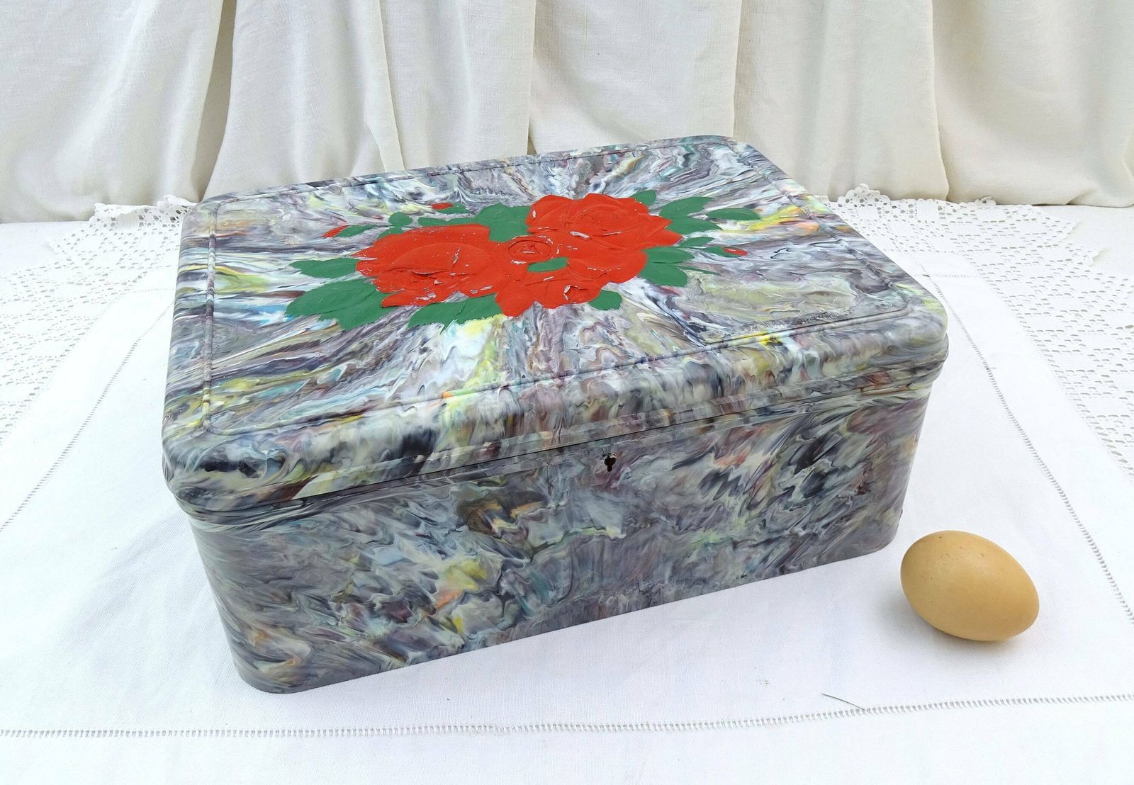 Large Vintage French Marbled Bakelite Rectangular Box Regibana With Red Rose Pattern On Lid, Promotional Mottled Plastic Container France photo furniture