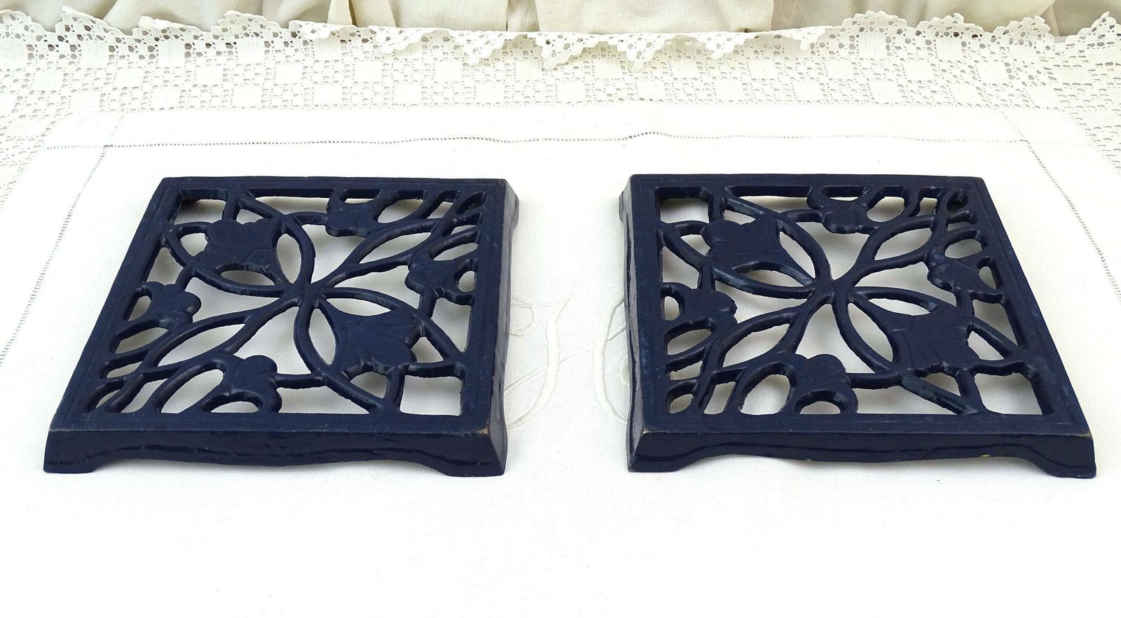 Pair Of Matching Vintage French Dark Blue Enamelware Square Kitchen Trivets, 2 Of The Same Heat Mats Made Of Enameled Cast Iron Metal France photo 75.0