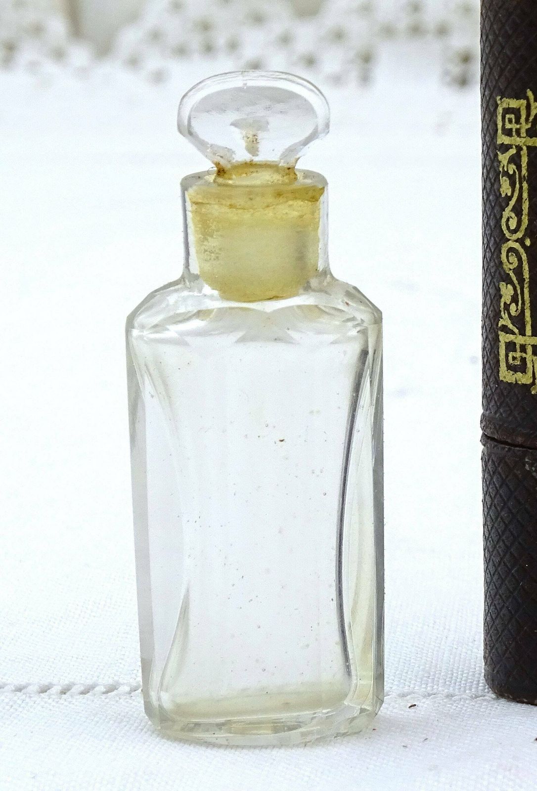 Small Antique French Smelling Salts Bottle And Holder For Sels De Vinaigre Aromatique Of Faceted Glass, Vintage Glass Scent Perfume Bottle photo buy