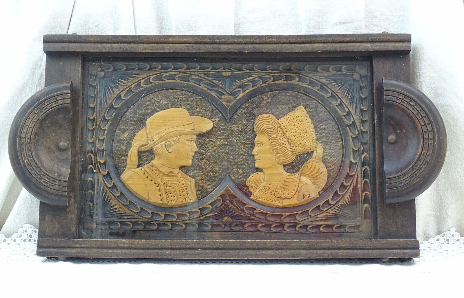 Large Vintage French Hand Carved Oak Wood Serving Tray With 2 Bretons In Traditional Dress Signed Rd With Glass Top, Retro Souvenir Brittany photo furniture