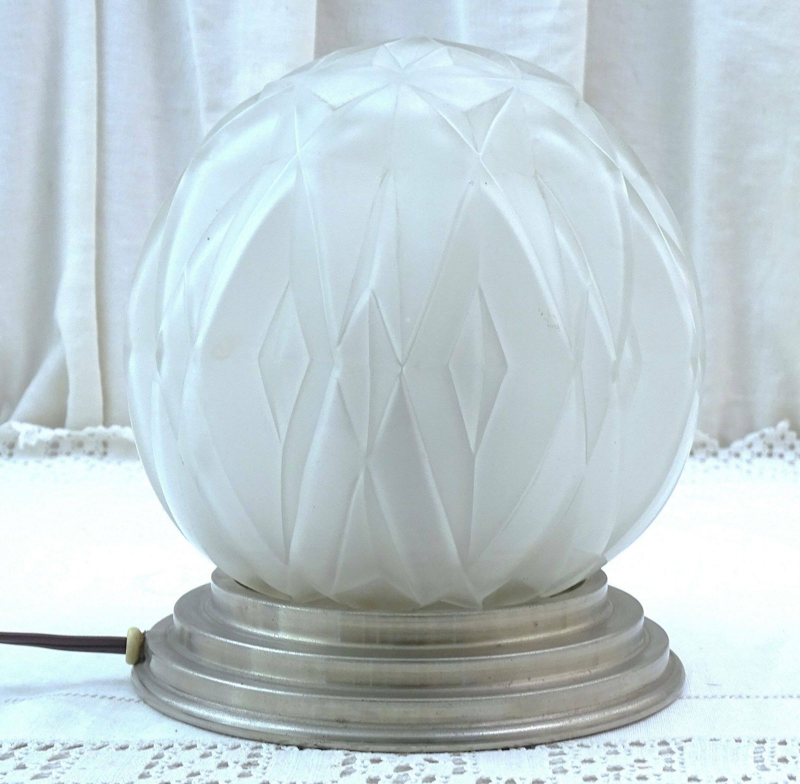 photo furniture Vintage French 1930s Globe Art Deco Table Lamp By A. Hunebelle & R. Cognéville Of Frosted Glass With Geometric Pattern Chrome Metal Base