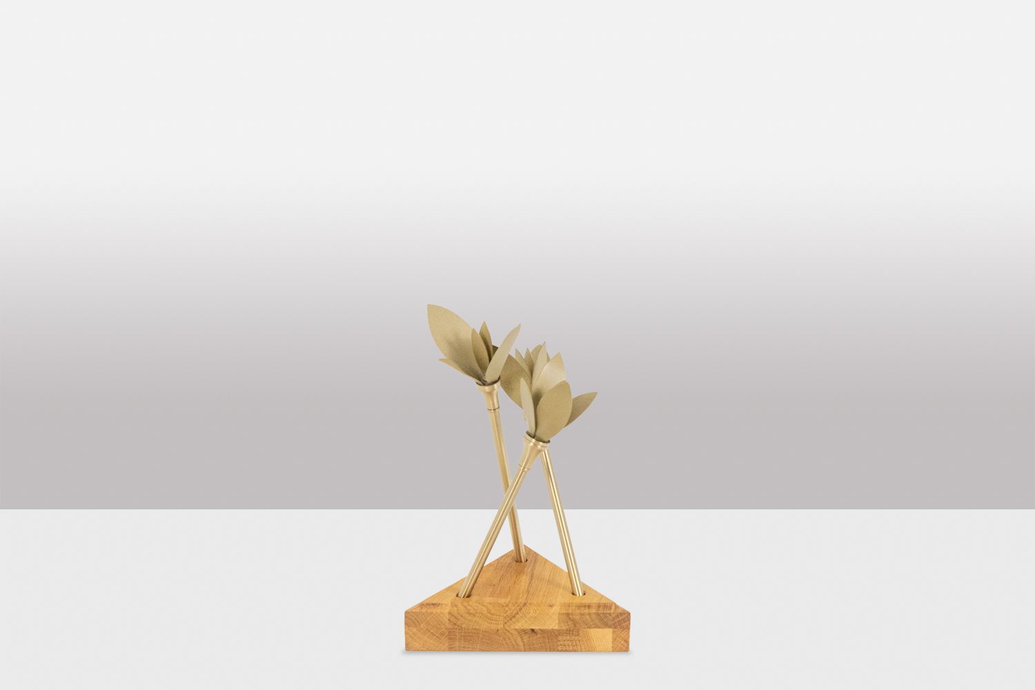 Napkin Holder In Matt Gold Brass With Its Wooden Base. Contemporary. photo vintage