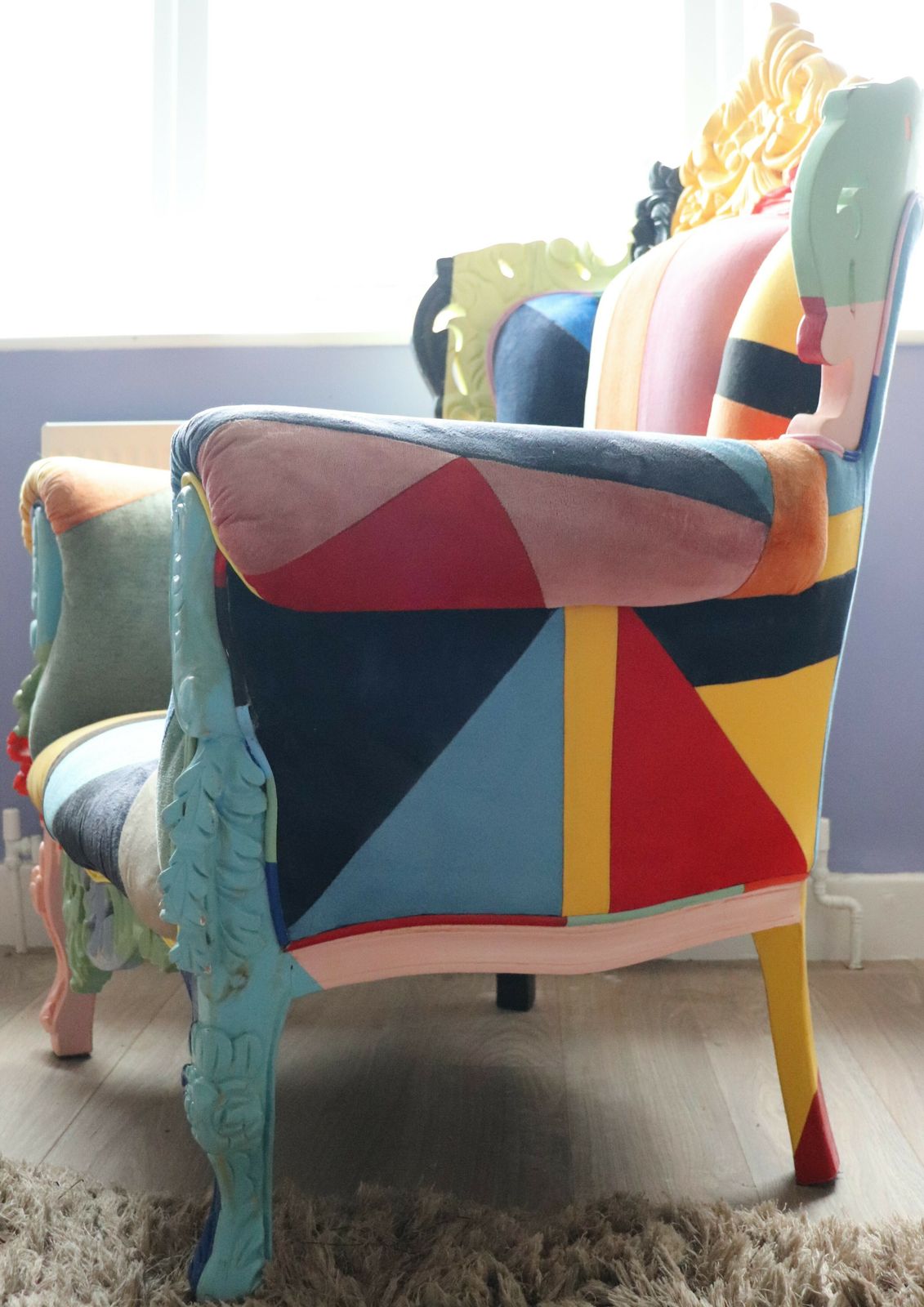 photo vinterior Big Brother 2009 Style Wing Arm Chair Colourful Velour Patchwork Wooden Frame