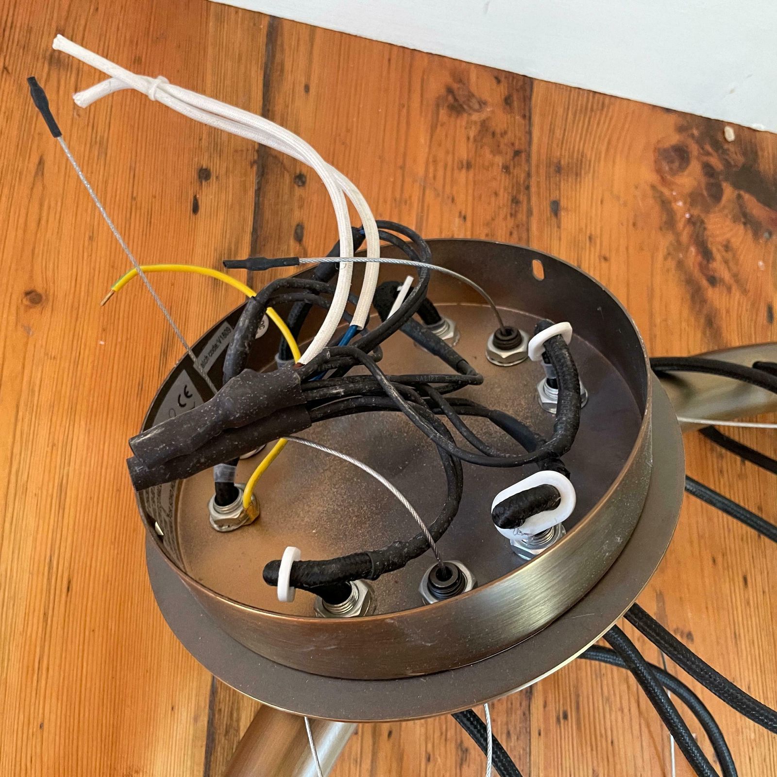 Soho Home Ceiling Light Brass Metal Hanging Large Chandelier Groot Rrp 1500 Round Gold Black Pendent Statement 6 Lights Wire Suspended photo 550.0