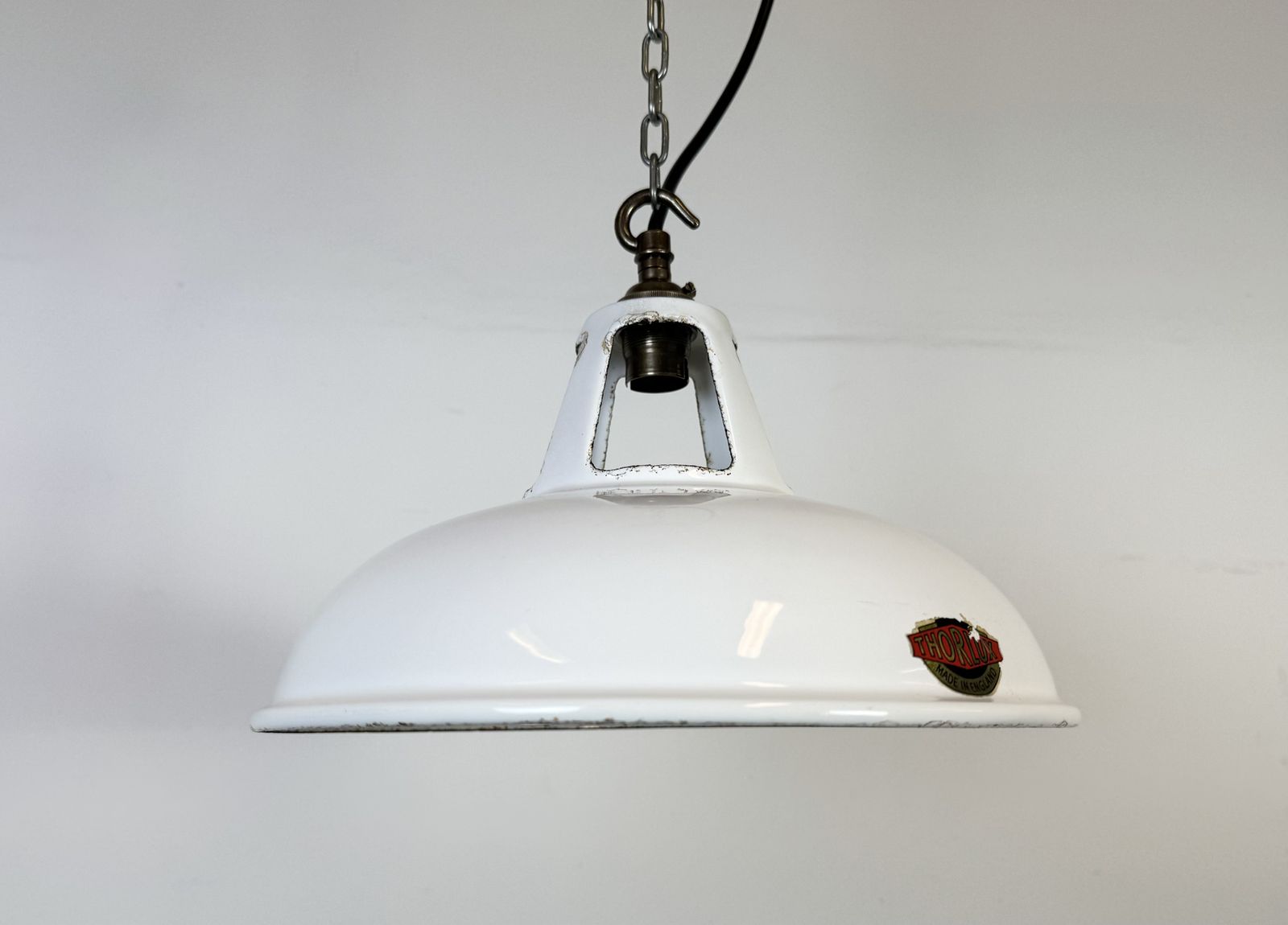 Industrial White Enamel Factory Pendant Lamp From Thorlux, 1960s photo Lighting