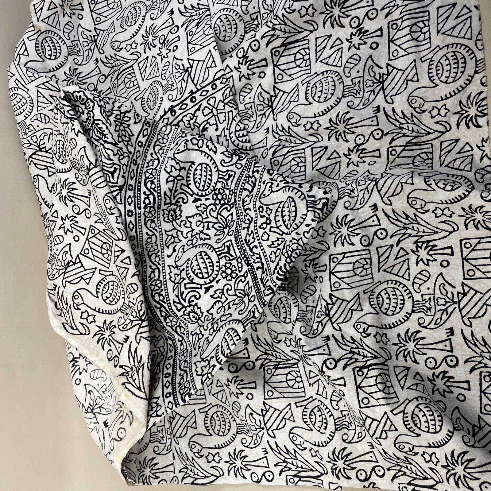 Hand Printed Indian Fabric 150x223cm Pattern Block Black White Tapestry Cotton Handmade Craft Dress Making Traditional Cloth India Patterned photo buy