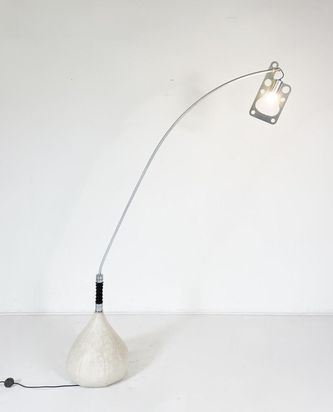 ‘Bul Bo’ Floor Lamp By Roberto Gabetti & Aimaro Isola, Italy, 1960s photo vintage