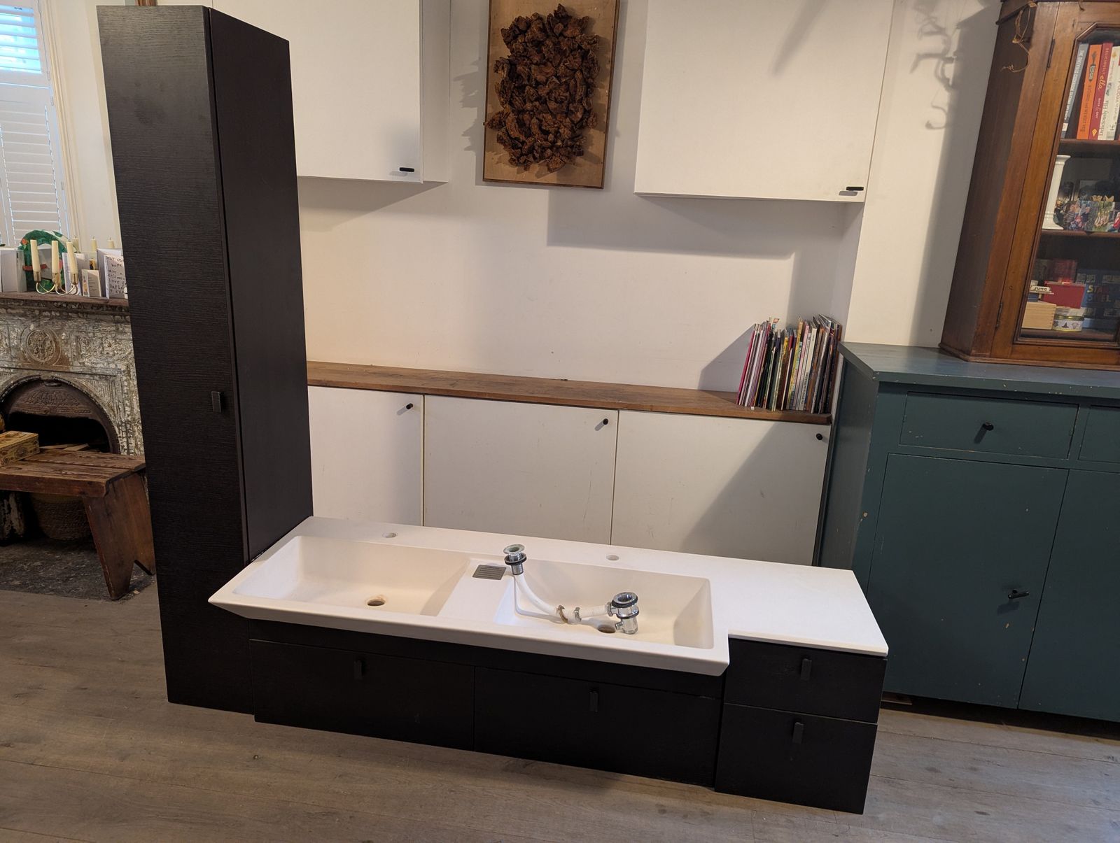 Italian Designer (Milldue Brand) Double Sink And Vanity Furniture photo furniture