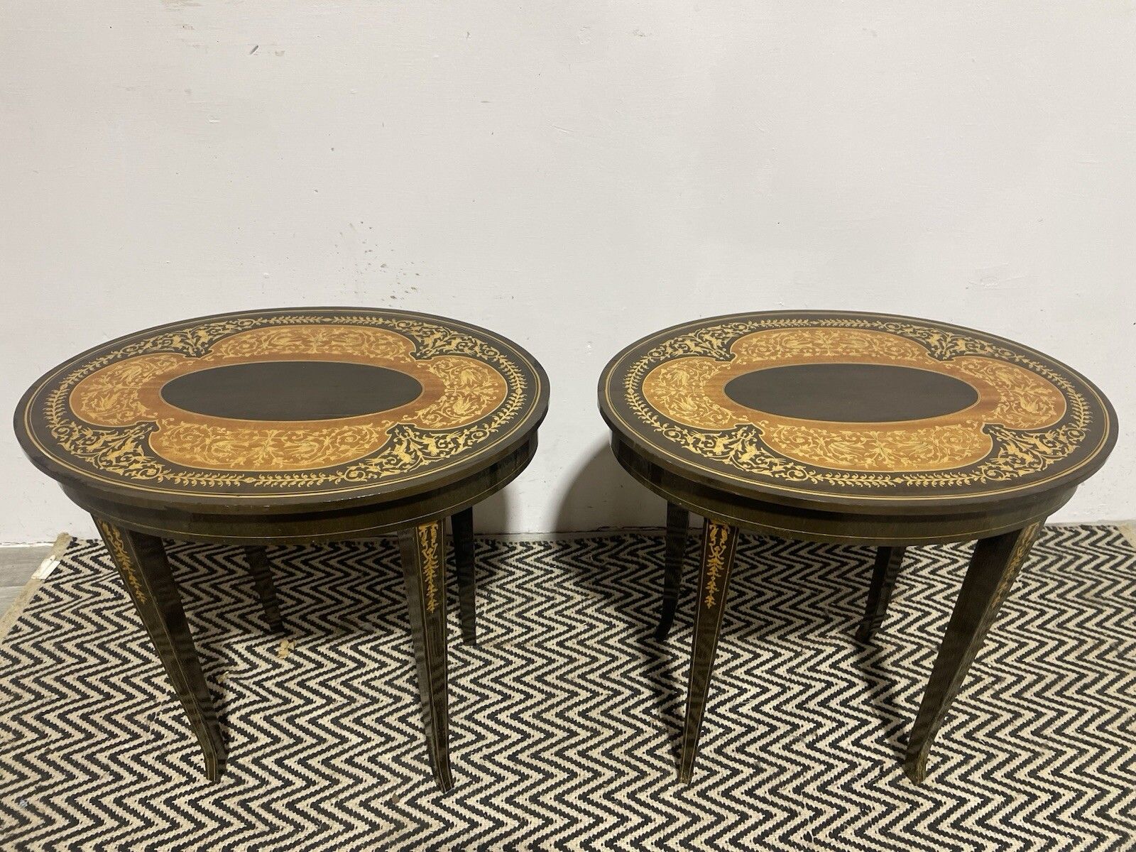 600.0 Antique Italian Style Music Side Tables Pair Lamp Coffee Table Oval photo