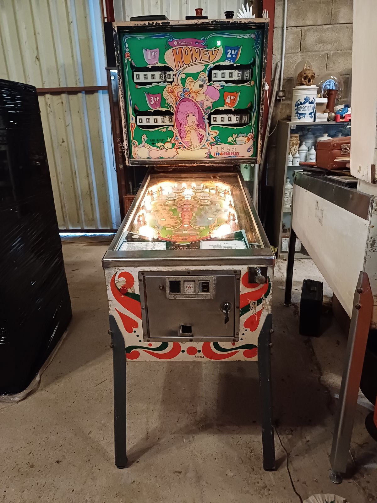 Pinball Machine Williams Honey 1972 photo vintage