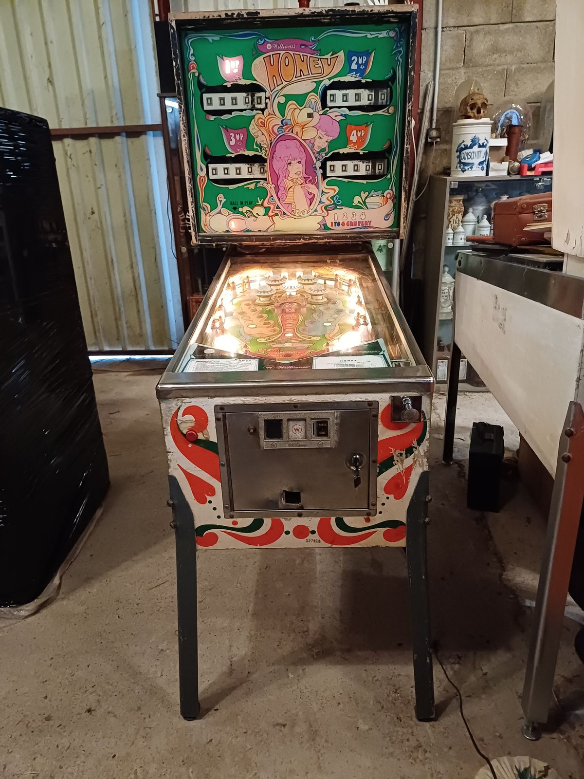 Pinball Machine Williams Honey 1972