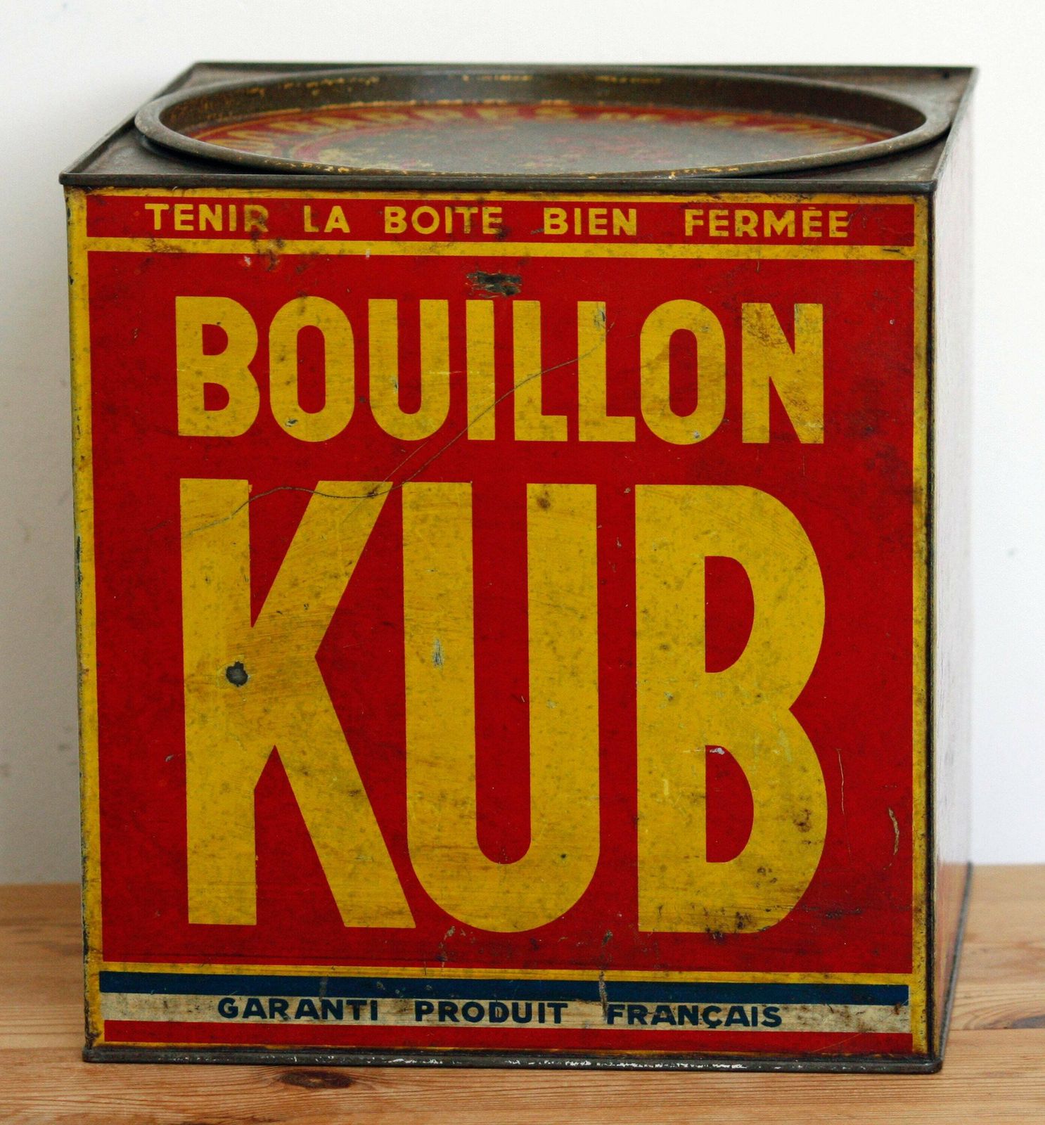 Kub Bouillon Tin   Vintage Large 23cm Metal Retro French Country Kitchen Utensil Holder Flower Planter Off The Wall Clocks