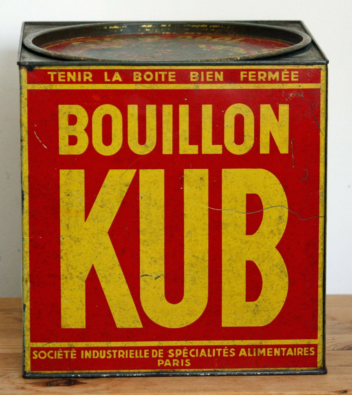 Kub Bouillon Tin   Vintage Large 23cm Metal Retro French Country Kitchen Utensil Holder Flower Planter Off The Wall Clocks photo 70.0