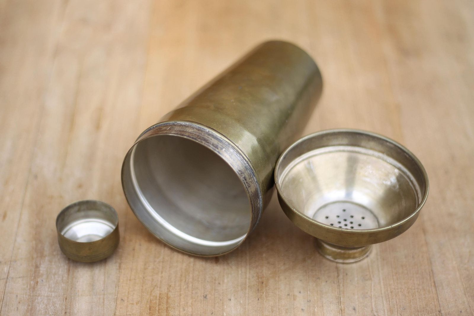 Vintage Cocktail Shaker, Patinated Silver Metal Shaker, Art Deco Shaker, Goldsmith's Mark, Bar, Collection, Barware, Rare photo vinterior