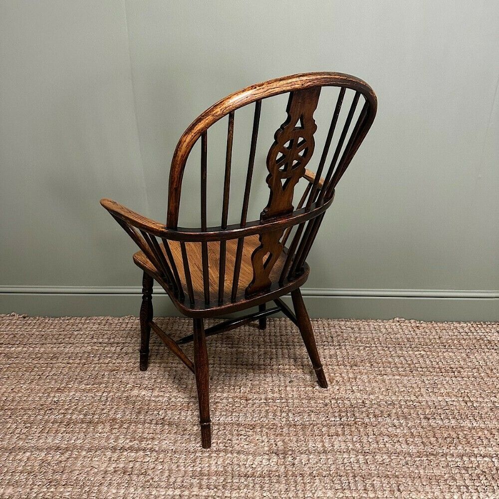 Country House Antique English Windsor Chair photo furniture