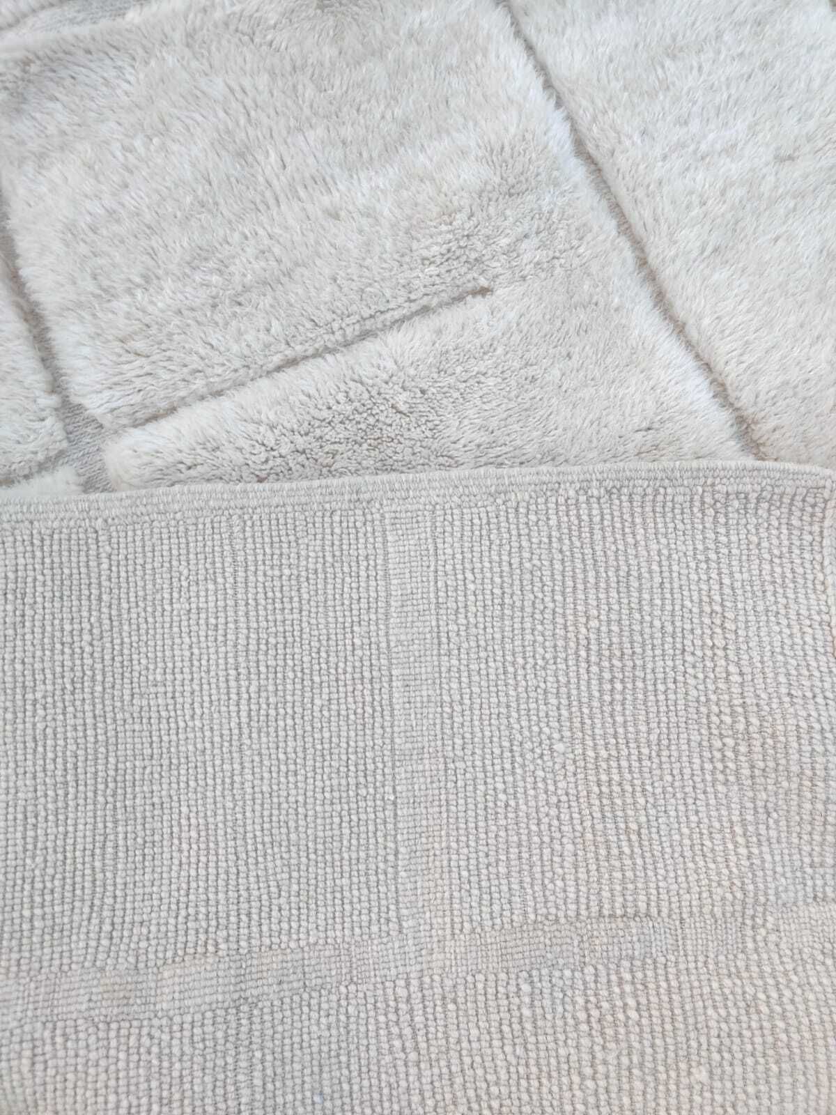 Elegant Moroccan Mrirt Rug With Unique Abstract Design – Handwoven Premium Wool 260x180 Cm photo buy
