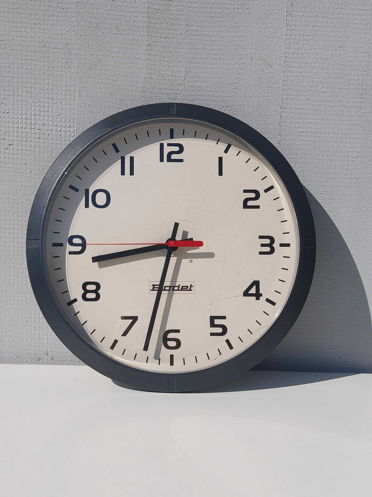 Retro Wall Clock / Space Age Wall Clock / Mid Century Modern Wall Clock / Retro Modern Interior / Bodet Clock / 1980s photo vinterior