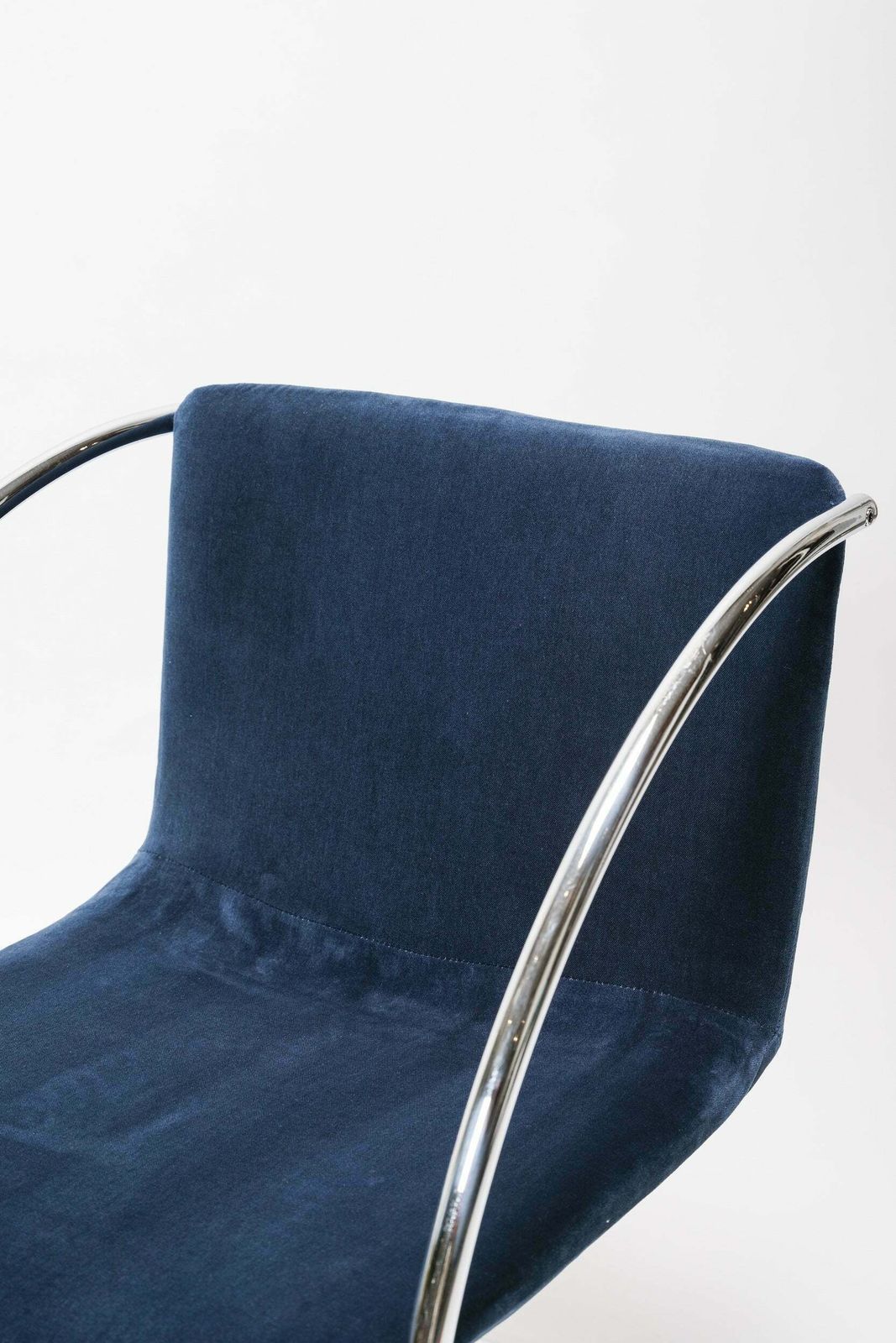 photo furniture 4 Lens Chairs, Giovanni Offredi For Saporiti, 1968