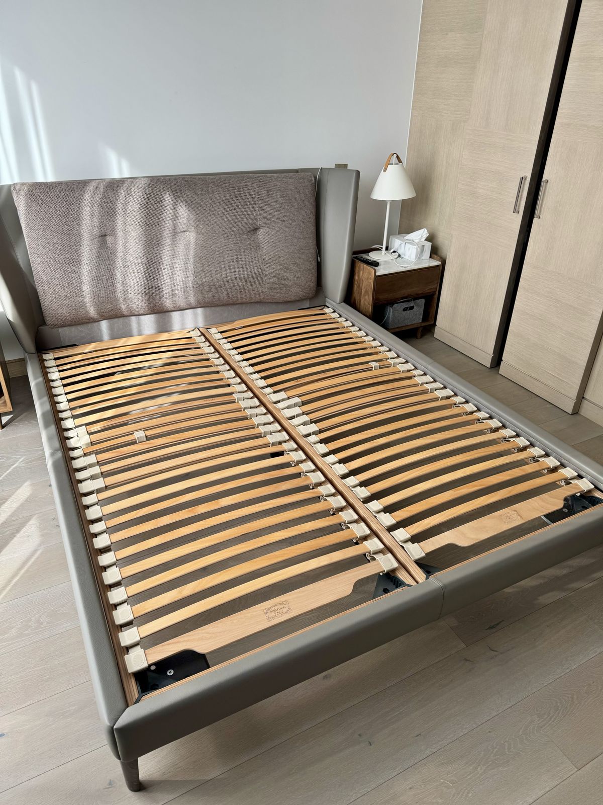 Poltrona Frau Unused Bed Frame In Leather (Comes With Or Without Mattress)