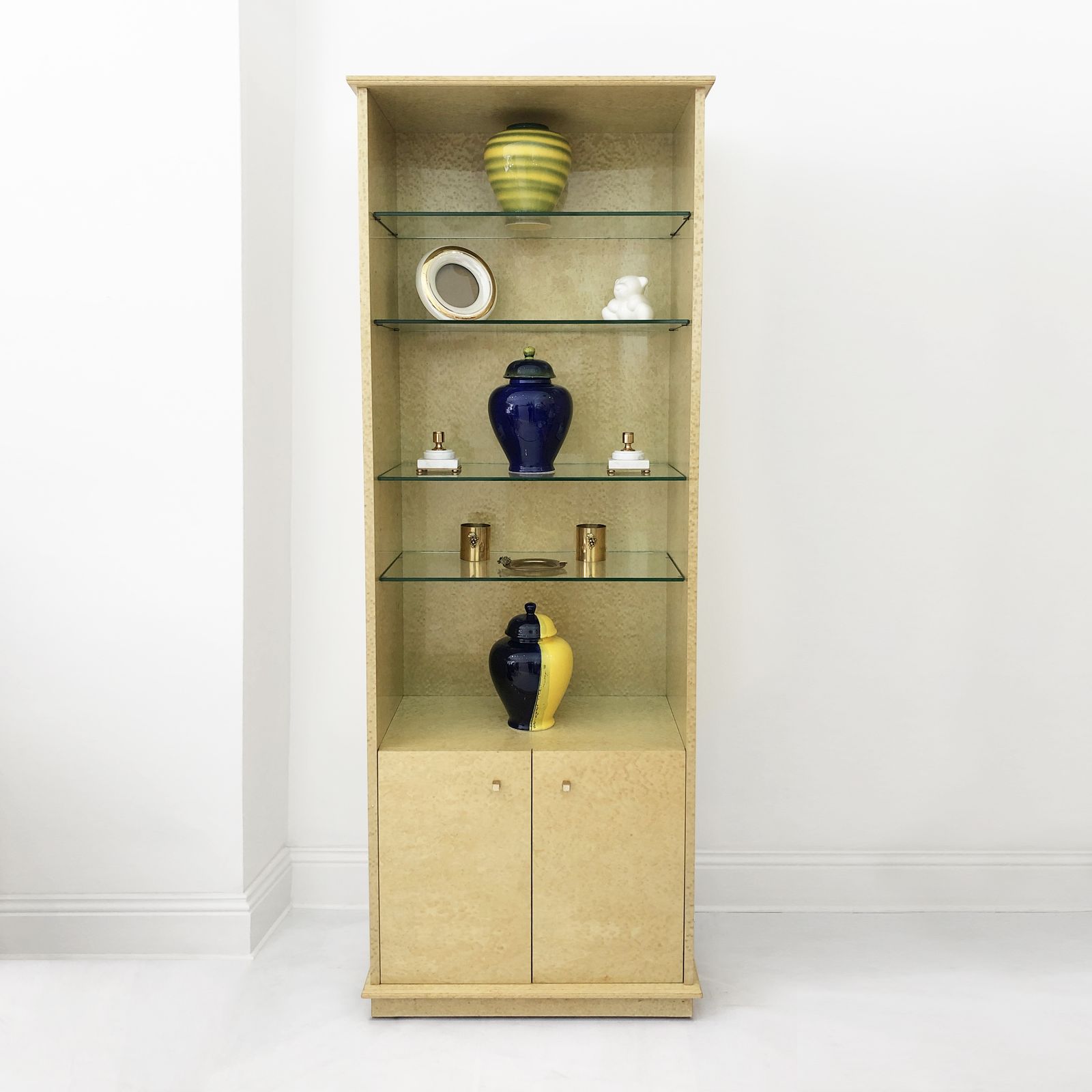 Studio Smania Tall Lacquered Maple Burl Display Cabinet 1970s Glass Brass Memphis Milano Style 1980s Vintage photo Furniture