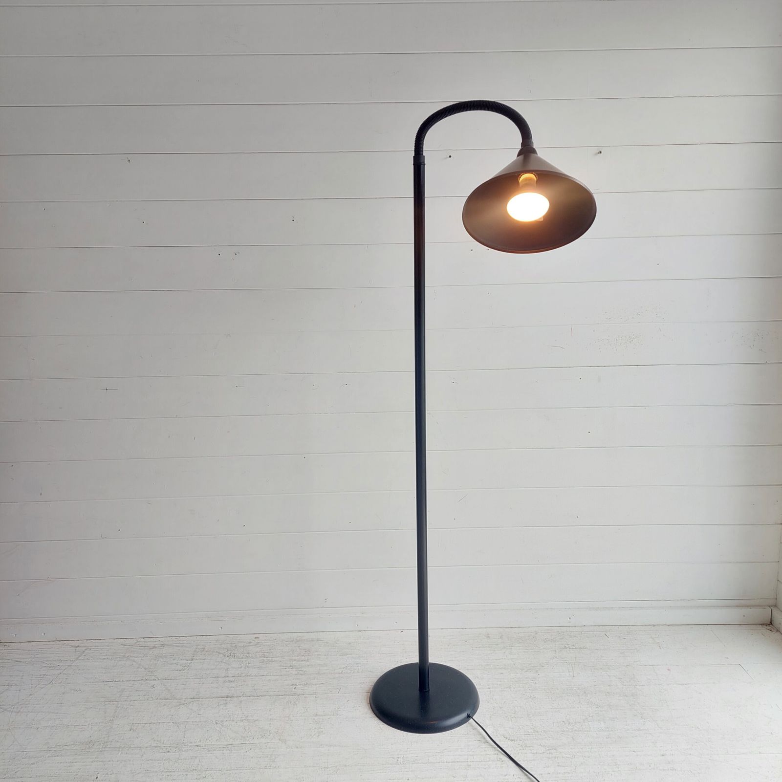 photo for sale Mid Century Vintage 80s Black Metal Gooseneck Floor Lamp Memphis Adjustable Reading Light