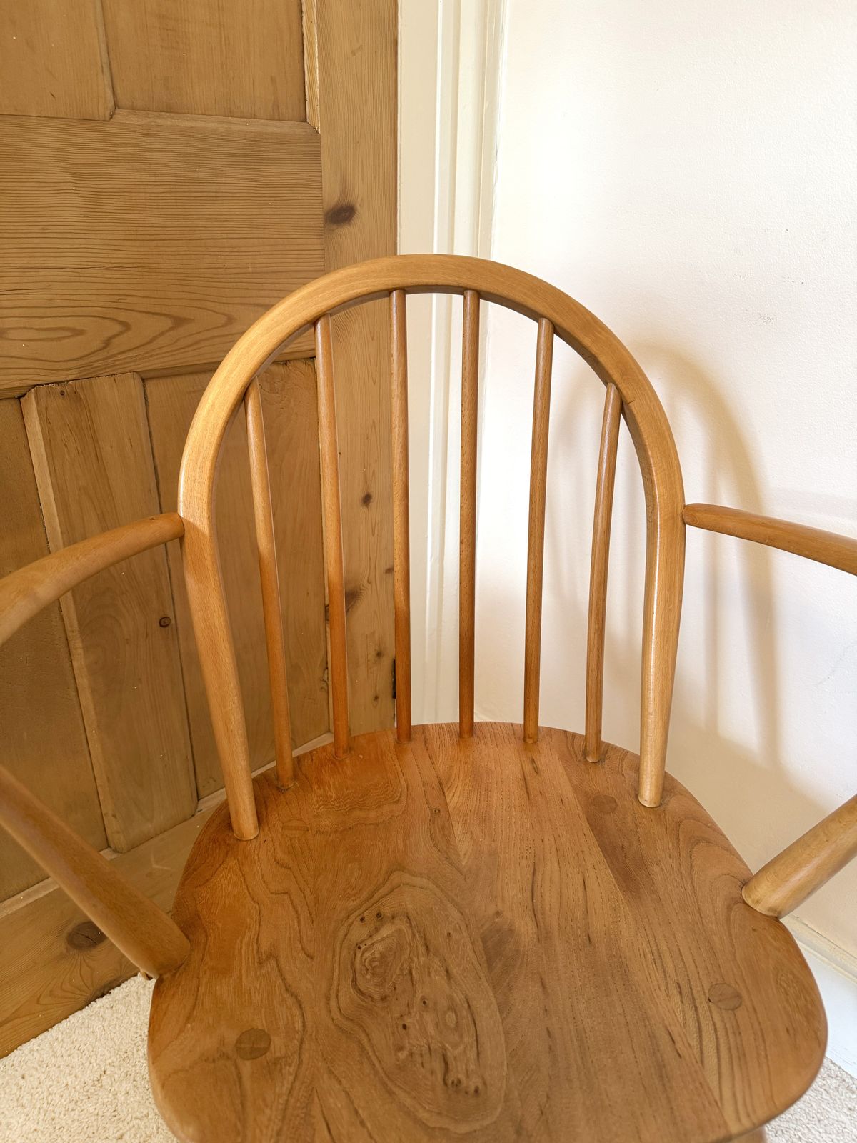 Original Vintage Ercol Windsor 370a Carver Chair photo vinterior